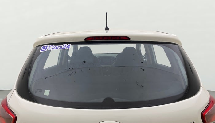 2016 Hyundai Grand i10 MAGNA AT 1.2 KAPPA VTVT, CNG, Automatic, 88,567 km, Rear Windshield