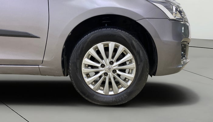 2014 Maruti Ciaz ZXI, Petrol, Manual, 99,672 km, Right Front Wheel