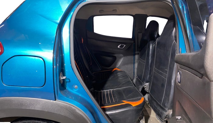 2021 Renault Kwid CLIMBER 1.0 AMT (O), Petrol, Automatic, 29,579 km, Right Side Rear Door Cabin