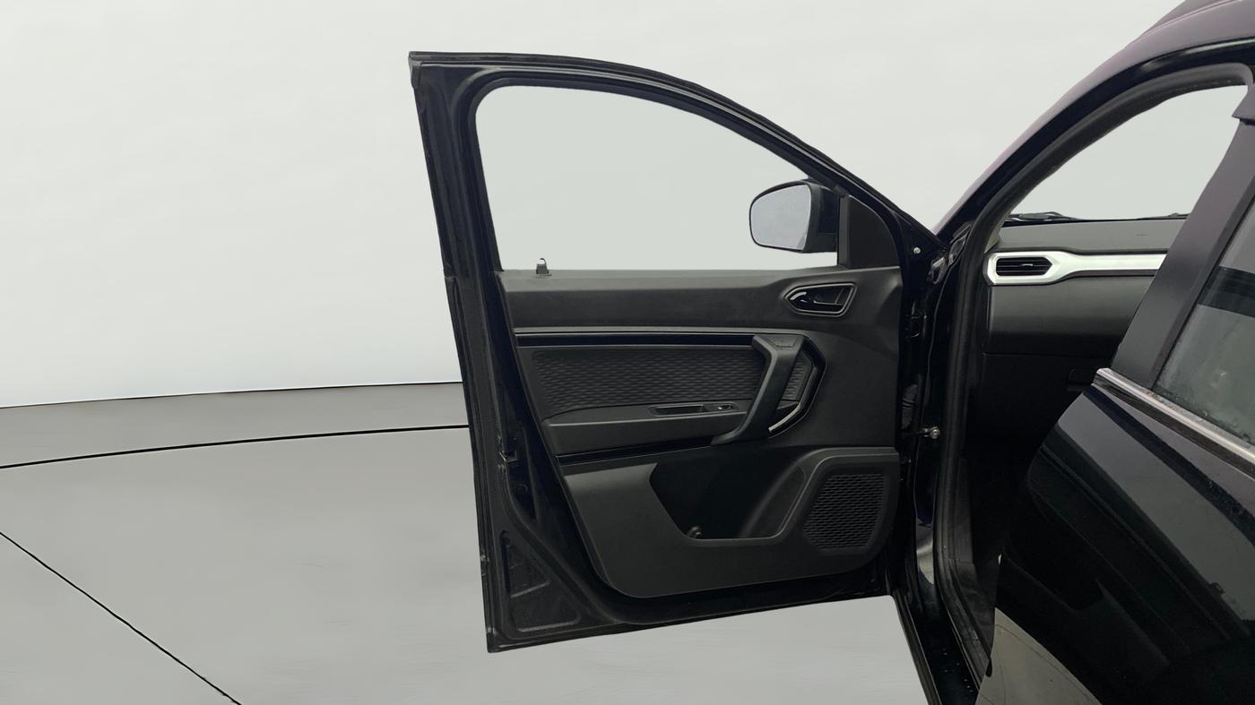2025 Renault Kiger RXT (O) AMT, Petrol, Automatic, 6,141 km, LHS Front Door