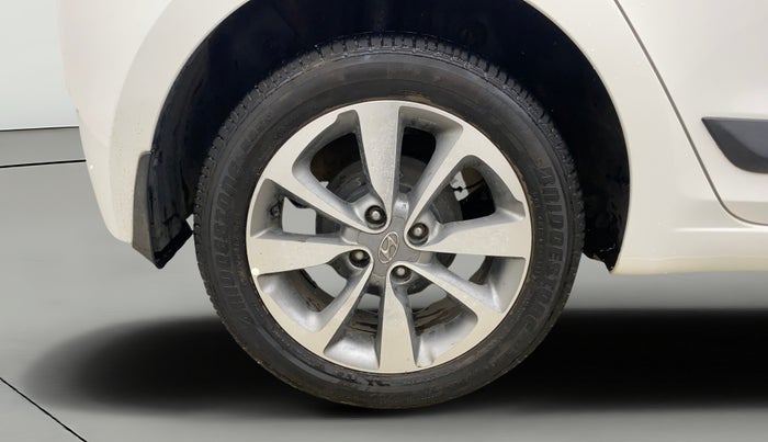 2017 Hyundai Elite i20 ASTA 1.2 (O), Petrol, Manual, 33,644 km, Right Rear Wheel