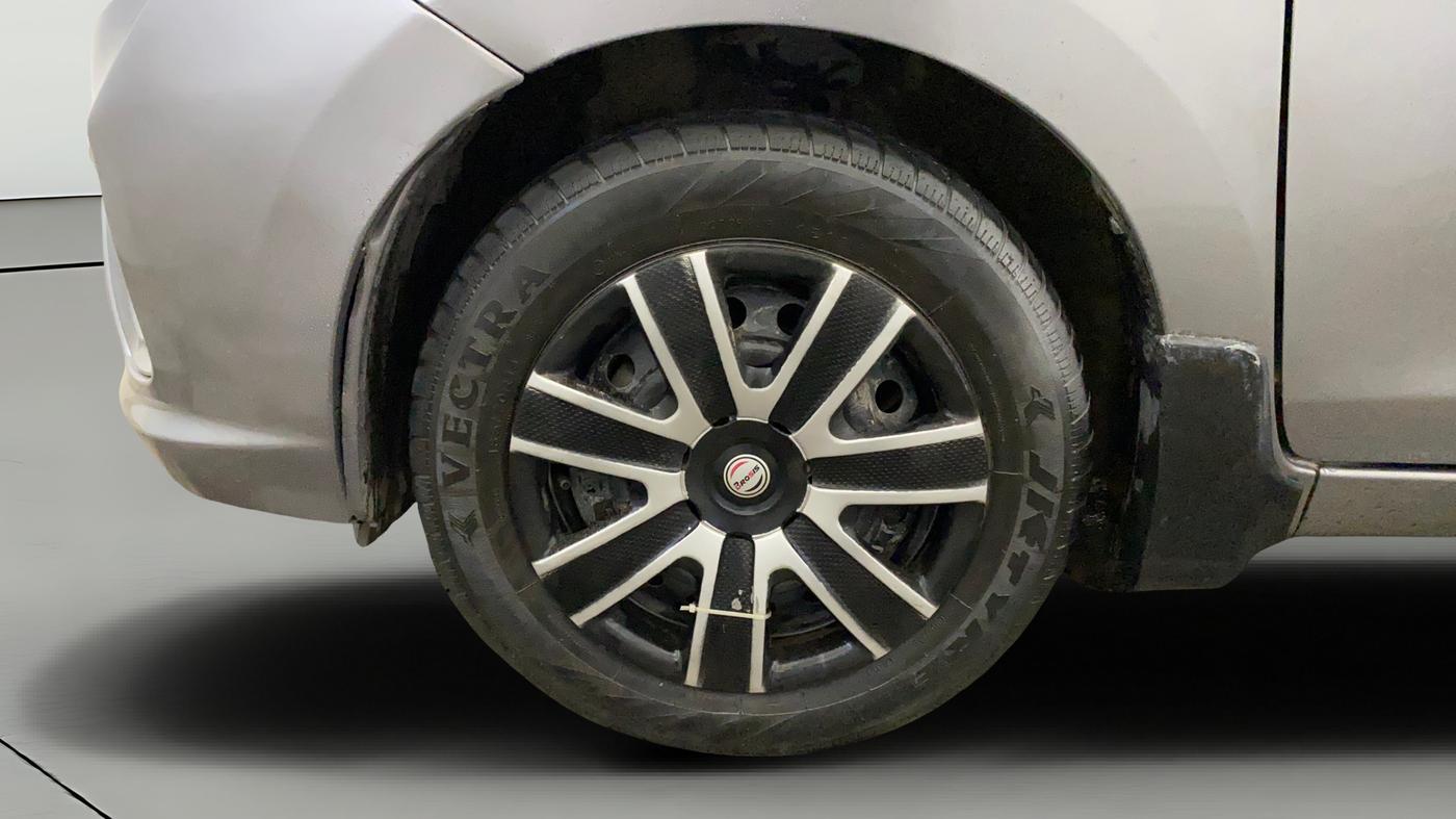 2019 Maruti Celerio VXI CNG, CNG, Manual, 29,929 km, Left Front Wheel
