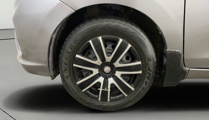 2019 Maruti Celerio VXI CNG, CNG, Manual, 29,929 km, Left Front Wheel