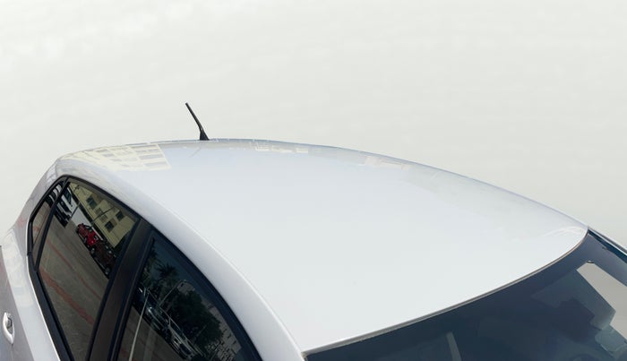 2014 Volkswagen Polo HIGHLINE1.2L, Petrol, Manual, 66,814 km, Roof