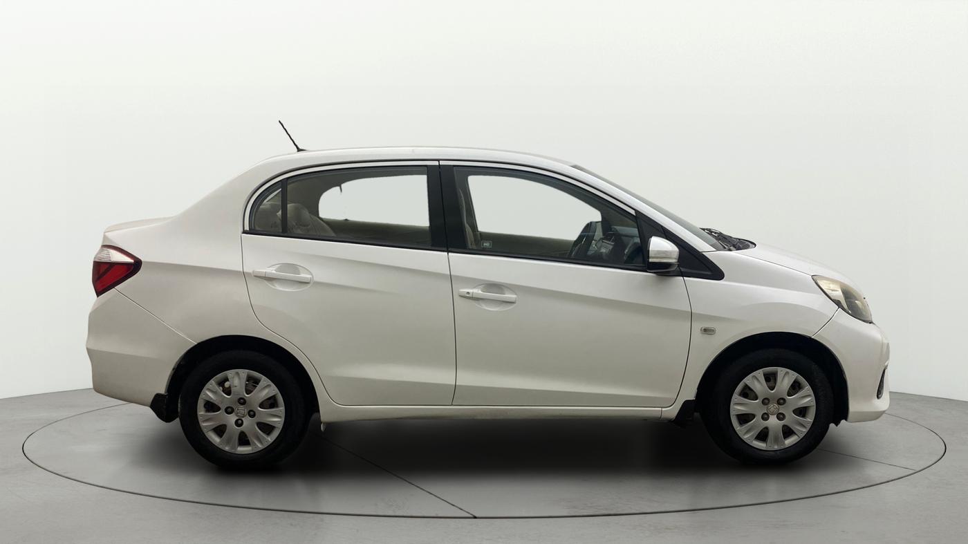 2017 Honda Amaze 1.2L I-VTEC S OPT, Petrol, Manual, 1,45,301 km, Right Side View