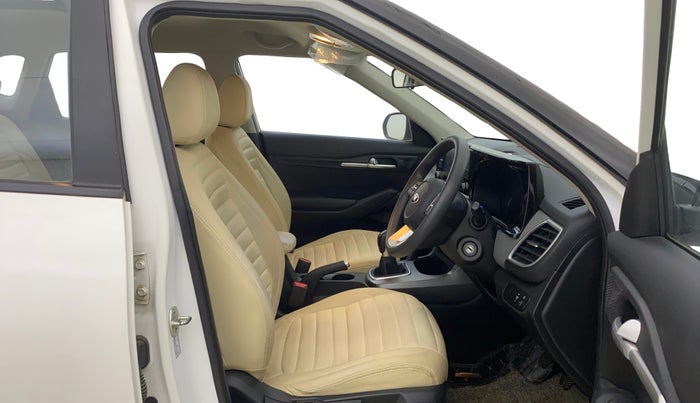 2020 KIA SELTOS HTK 1.5 PETROL, Petrol, Manual, 74,094 km, Right Side Front Door Cabin