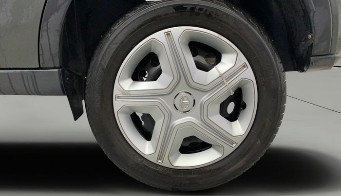 2023 Tata NEXON XMA PETROL, Petrol, Automatic, 30,820 km, Left Rear Wheel