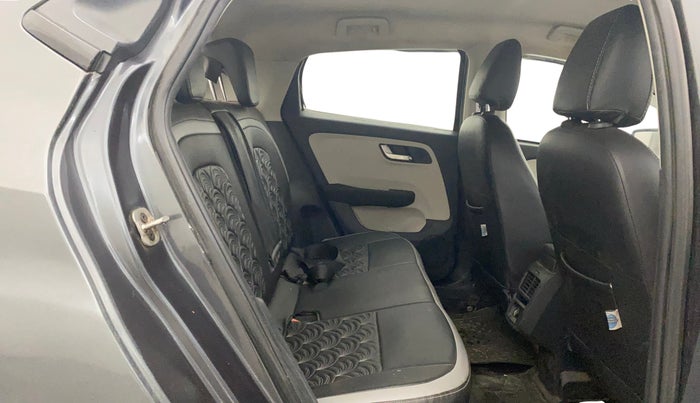 2021 Tata ALTROZ XZ DIESEL, Diesel, Manual, 98,464 km, Right Side Rear Door Cabin