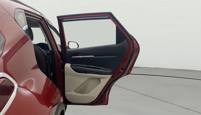 2020 KIA SONET HTX 1.0 IMT, Petrol, Manual, 31,900 km, RHS Rear Door
