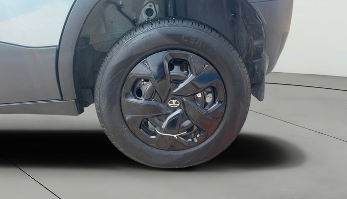 2023 Tata PUNCH ADVENTURE RHYTHM PACK MT, Petrol, Manual, 8,280 km, Left Rear Wheel