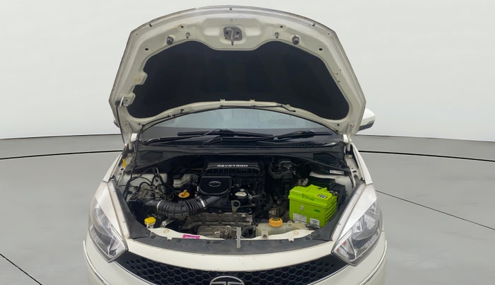 2017 Tata Tiago XZA PETROL, Petrol, Automatic, 68,190 km, Open Bonet