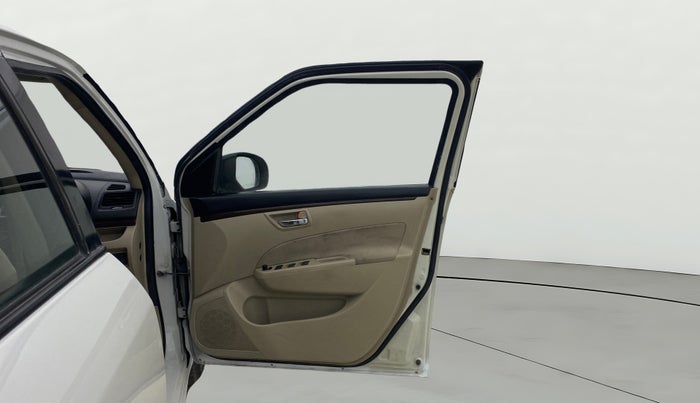 2015 Maruti Swift Dzire VXI, Petrol, Manual, 65,853 km, RHS Front Door