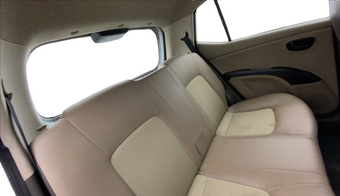 2014 Hyundai i10 MAGNA 1.2, Petrol, Manual, 1,17,384 km, Right Side Rear Door Cabin