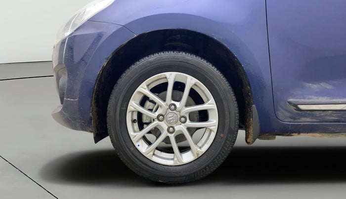 2022 Maruti Swift ZXI AMT, Petrol, Automatic, 31,362 km, Left Front Wheel