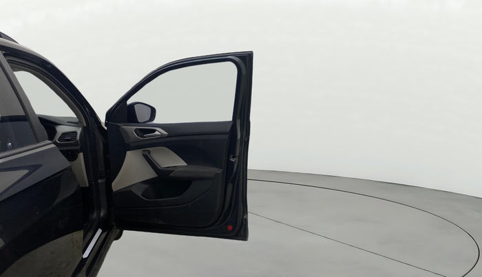 2023 Volkswagen TAIGUN Topline 1.0 TSI MT (Electric Seats), Petrol, Manual, 32,049 km, RHS Front Door