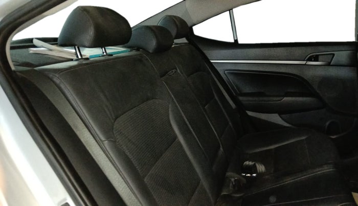 2018 Hyundai New Elantra 1.6 SX (O) AT DIESEL, Diesel, Automatic, 50,370 km, Right Side Rear Door Cabin