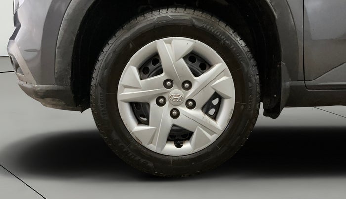 2022 Hyundai VENUE S Plus 1.2 Petrol MT, Petrol, Manual, 79,331 km, Left Front Wheel