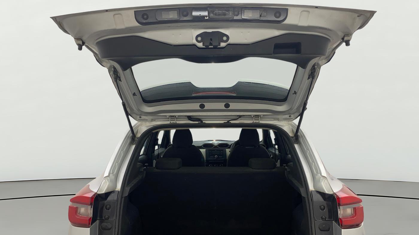 2021 Nissan MAGNITE XL, Petrol, Manual, 69,890 km, Boot Door Open