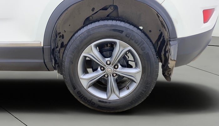 2021 Tata Harrier XZA 2.0L, Diesel, Automatic, 52,858 km, Left Rear Wheel