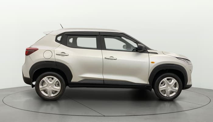 2022 Nissan MAGNITE XE, Petrol, Manual, 34,070 km, Right Side View