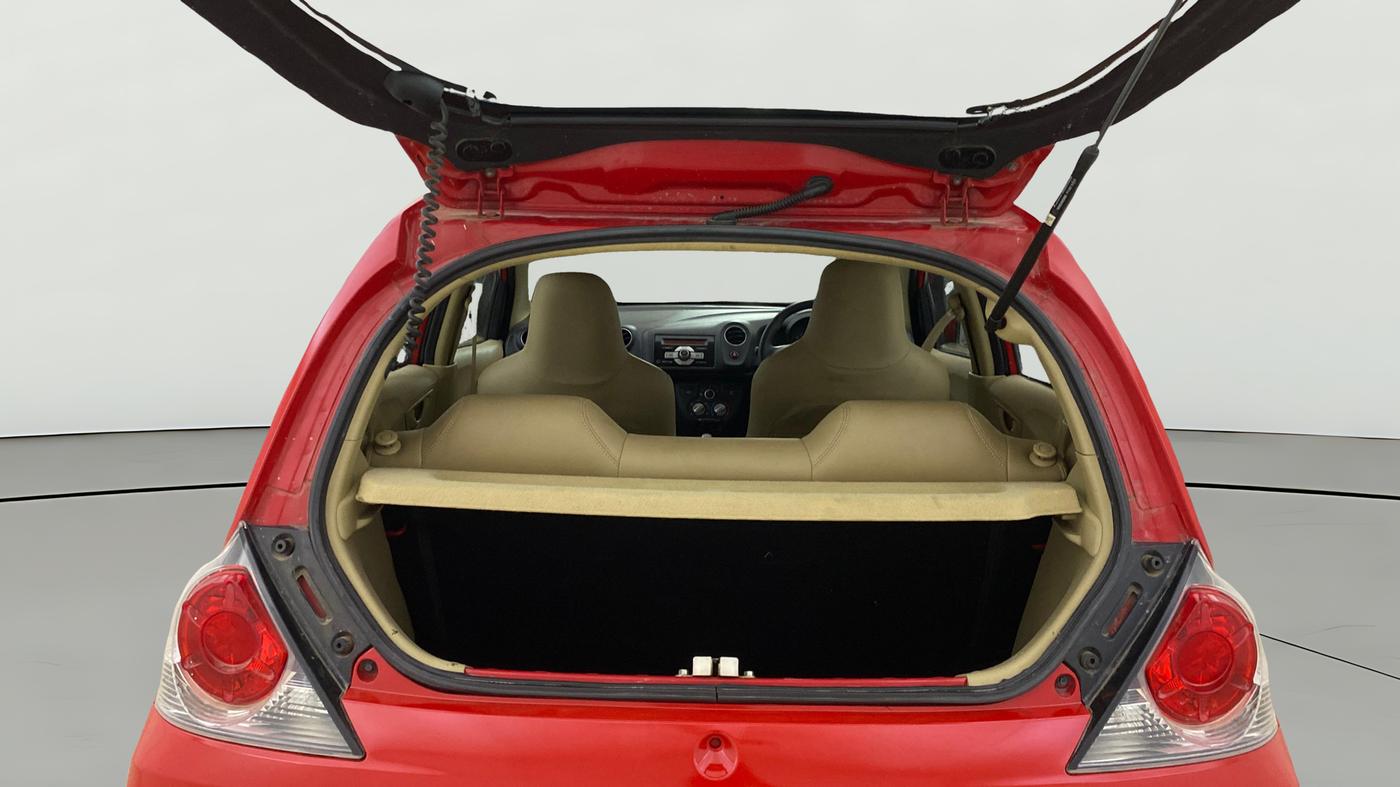 2015 Honda Brio S MT, Petrol, Manual, 20,885 km, Boot Open Zoomed View
