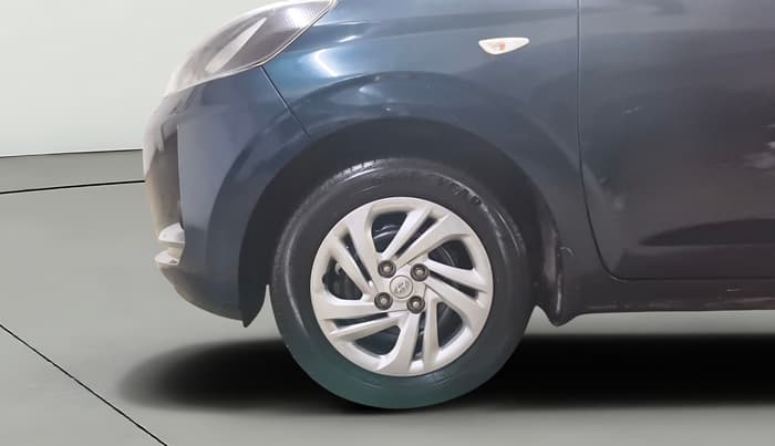 2022 Hyundai GRAND I10 NIOS MAGNA 1.2 KAPPA VTVT, Petrol, Manual, 28,698 km, Left Front Wheel