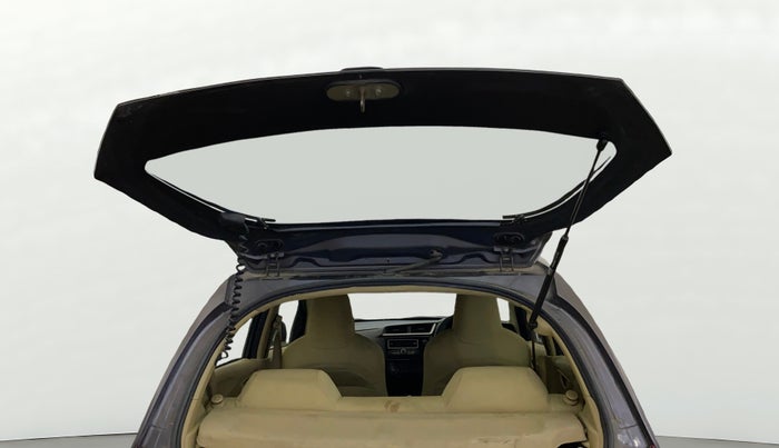 2017 Honda Brio S MT, Petrol, Manual, 95,020 km, Boot Door Open