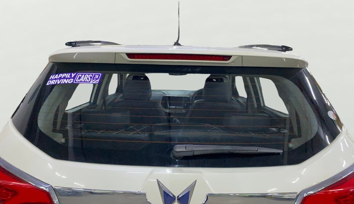 2022 Mahindra XUV300 W8 1.2 PETROL, Petrol, Manual, 48,228 km, Rear Windshield