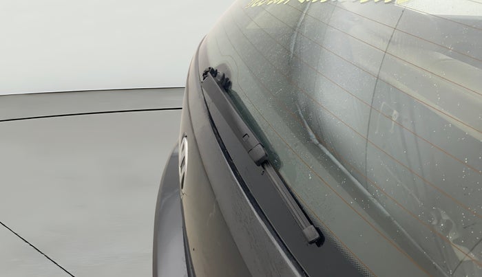 2014 Volkswagen Polo HIGHLINE1.2L, Petrol, Manual, 70,578 km, Rear Wiper