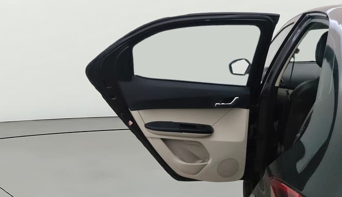 2022 Tata TIGOR XZ PLUS CNG, CNG, Manual, 74,369 km, LHS Rear Door