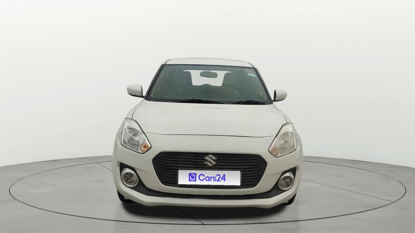 2019 Maruti Swift VXI AMT, CNG, Automatic, 98,606 km, Front