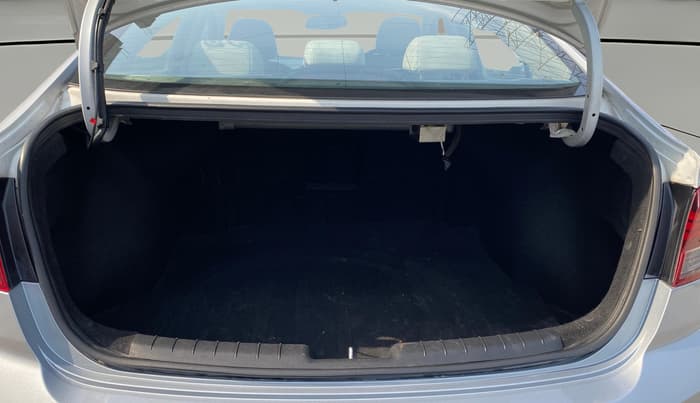 2021 Hyundai New Elantra 2.0 SX MT PETROL, Petrol, Manual, 78,625 km, Boot Open Zoomed View