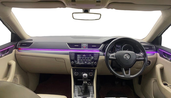 2016 Skoda Superb STYLE 1.8 TSI MT, Petrol, Manual, 48,474 km, Dashboard