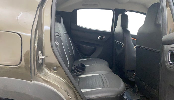 2022 Renault Kwid CLIMBER 1.0 (O), Petrol, Manual, 30,729 km, Right Side Rear Door Cabin