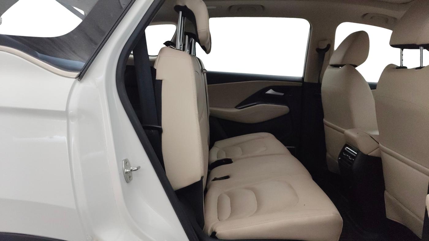 2023 MG HECTOR SHARP PRO 1.5 PETROL TURBO CVT PETROL, Petrol, Automatic, 22,983 km, Right Side Rear Door Cabin
