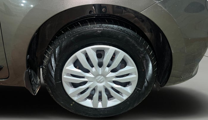 2022 Maruti Dzire VXI AMT, Petrol, Automatic, 69,440 km, Right Front Wheel