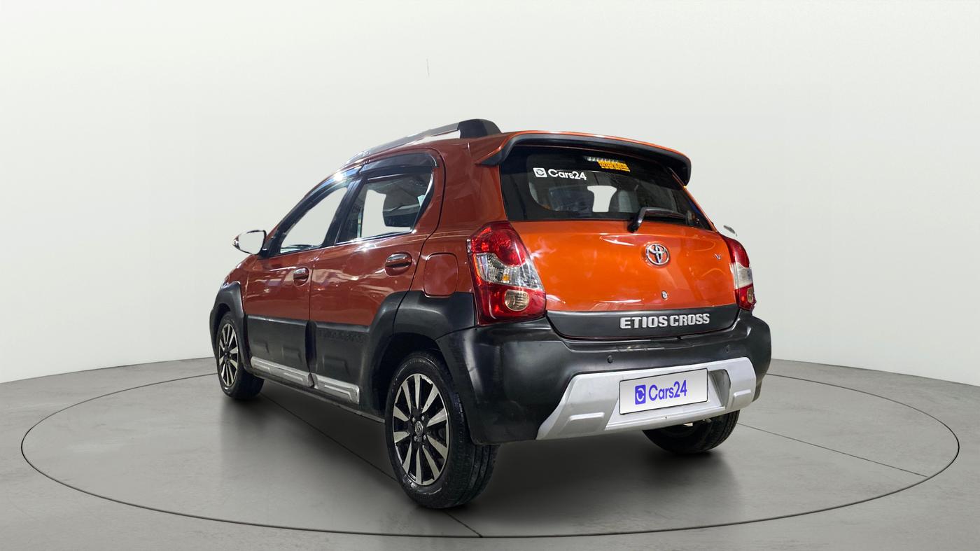 2014 Toyota Etios CROSS 1.5 V, Petrol, Manual, 93,288 km, Left Back Diagonal