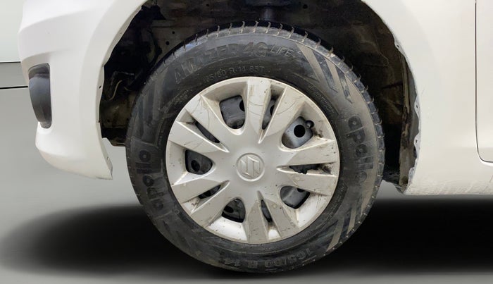 2013 Maruti Swift Dzire VDI, Diesel, Manual, 1,22,358 km, Left Front Wheel