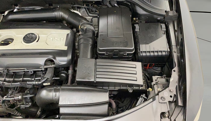 2015 Skoda Superb ELEGANCE 1.8 TSI AT, Petrol, Automatic, 71,139 km, Engine View - Left