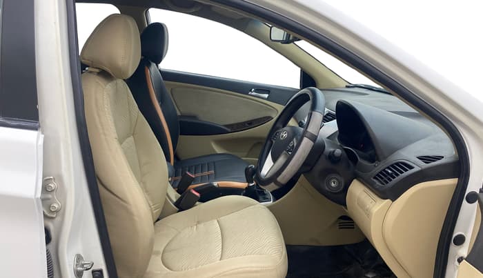 2014 Hyundai Verna FLUIDIC 1.4 VTVT CX, Petrol, Manual, 85,469 km, Right Side Front Door Cabin