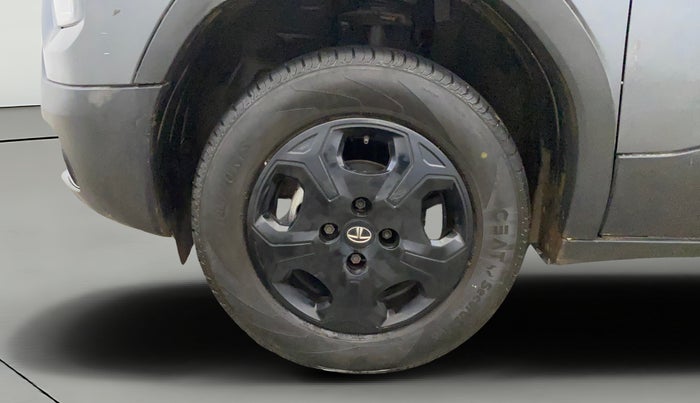 2022 Tata PUNCH ACCOMPLISHED MT, Petrol, Manual, 32,151 km, Left Front Wheel