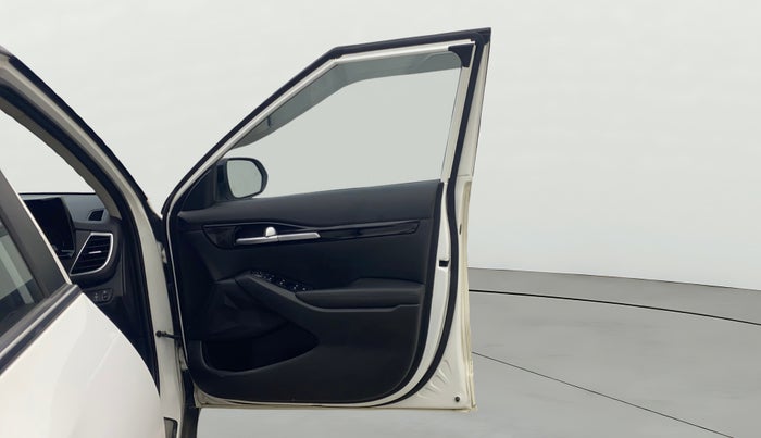 2021 KIA SELTOS HTX ANNIVERSARY EDITION 1.5 PETROL, Petrol, Manual, 60,762 km, RHS Front Door