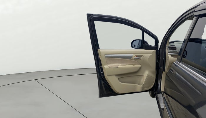 2014 Maruti Ertiga VDI, Diesel, Manual, 64,030 km, LHS Front Door