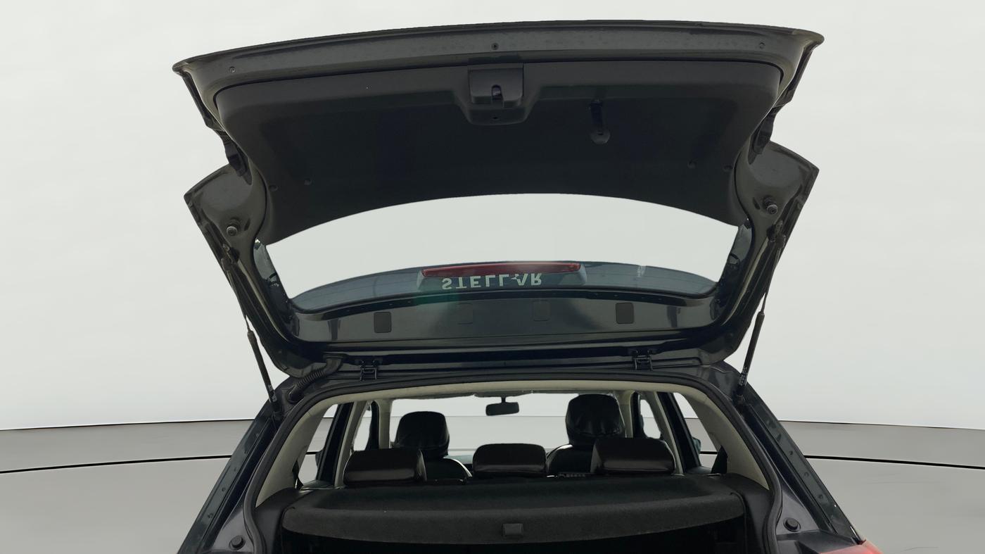 2022 Skoda KUSHAQ AMBITION 1.0L TSI AT, Petrol, Automatic, 24,994 km, Boot Door Open