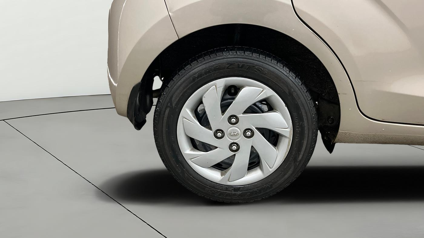 2019 Hyundai NEW SANTRO SPORTZ AMT, Petrol, Automatic, 32,760 km, Right Rear Wheel