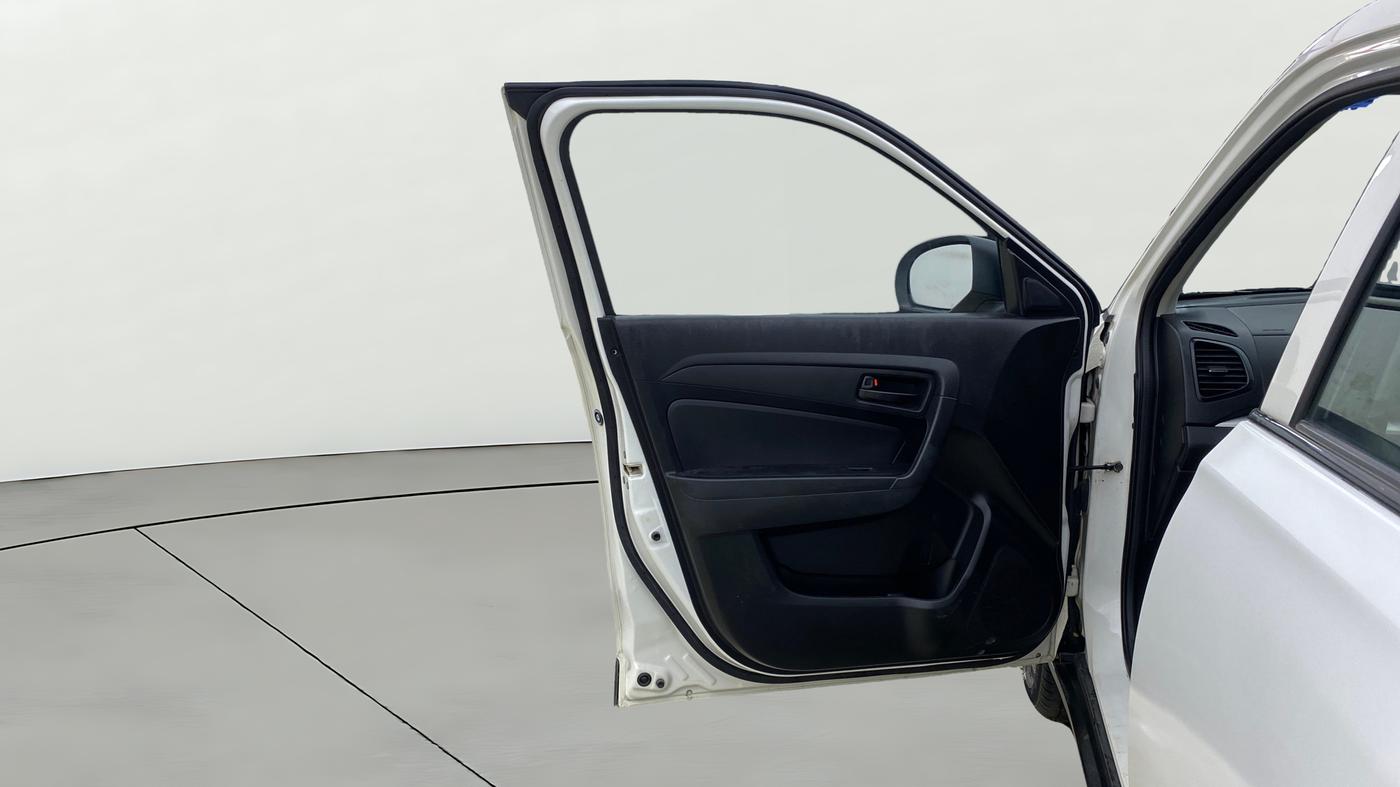 2021 Maruti Vitara Brezza LXI, Petrol, Manual, 26,929 km, LHS Front Door