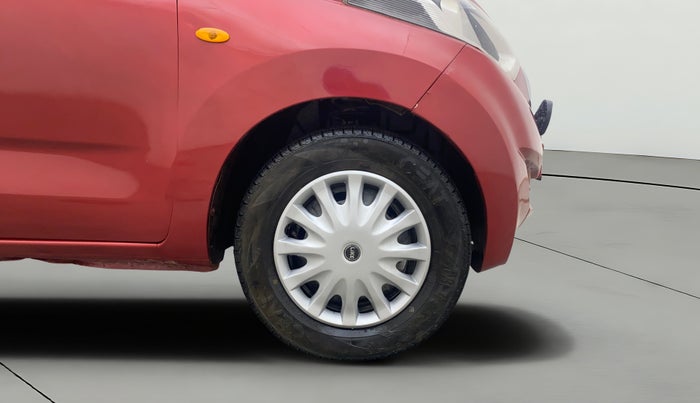 2016 Datsun Redi Go T (O), Petrol, Manual, 69,397 km, Right Front Wheel