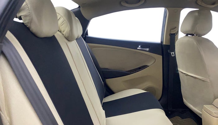 2012 Hyundai Verna FLUIDIC 1.6 VTVT SX, Petrol, Manual, 98,680 km, Right Side Rear Door Cabin