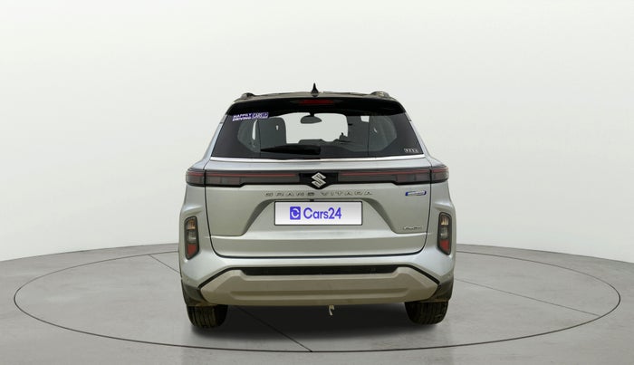 2022 Maruti Grand Vitara ALPHA SMART HYBRID ALLGRIP DUAL TONE, Petrol, Manual, 46,462 km, Back/Rear