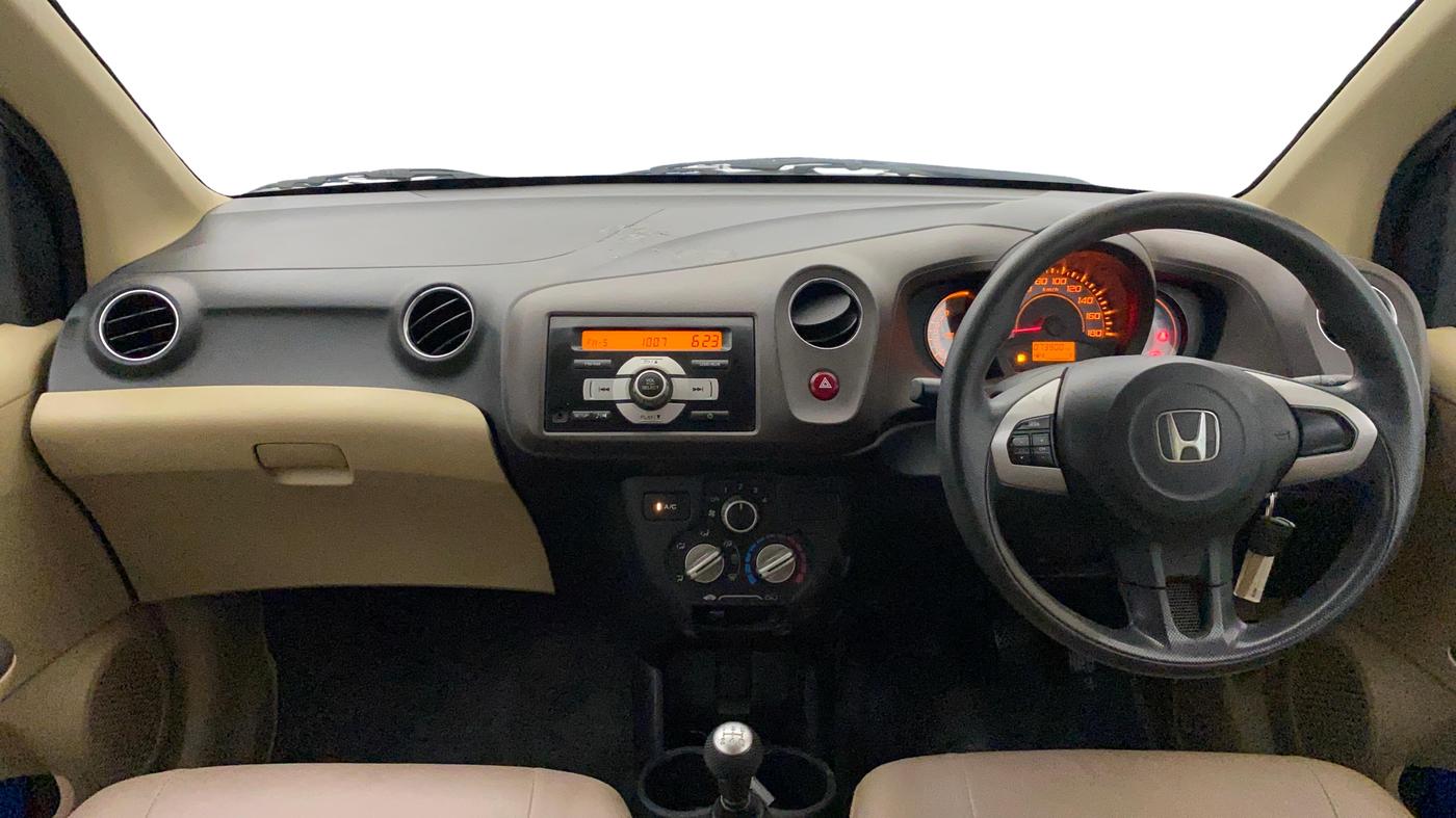 2013 Honda Brio S MT, Petrol, Manual, 73,893 km, Dashboard